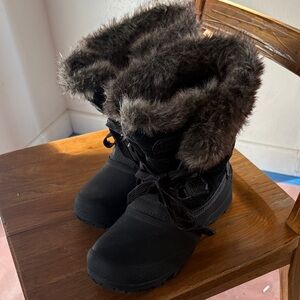 Khombu Black Women’s Fur-Lined Boots 9